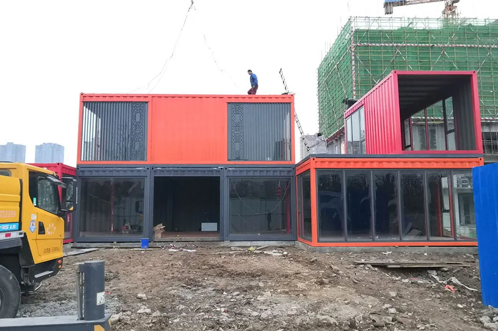 山东枣庄世家风华集装箱售楼部设计施工
