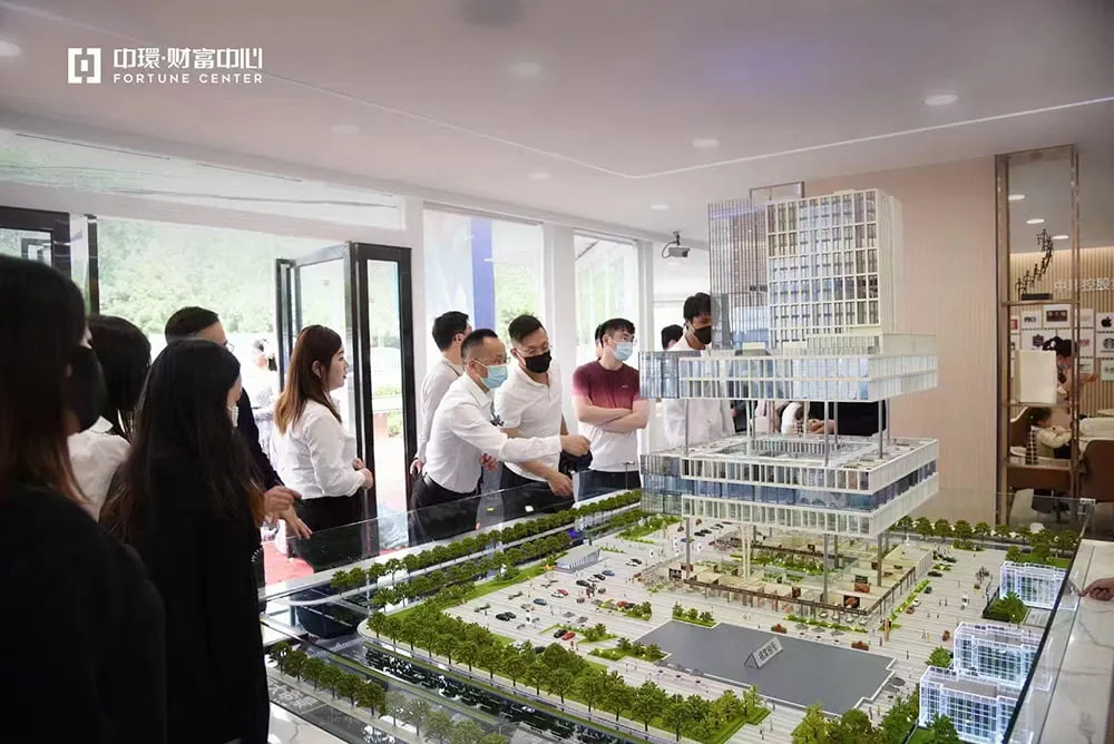 中环财富广场集装箱售楼部展厅设计施工